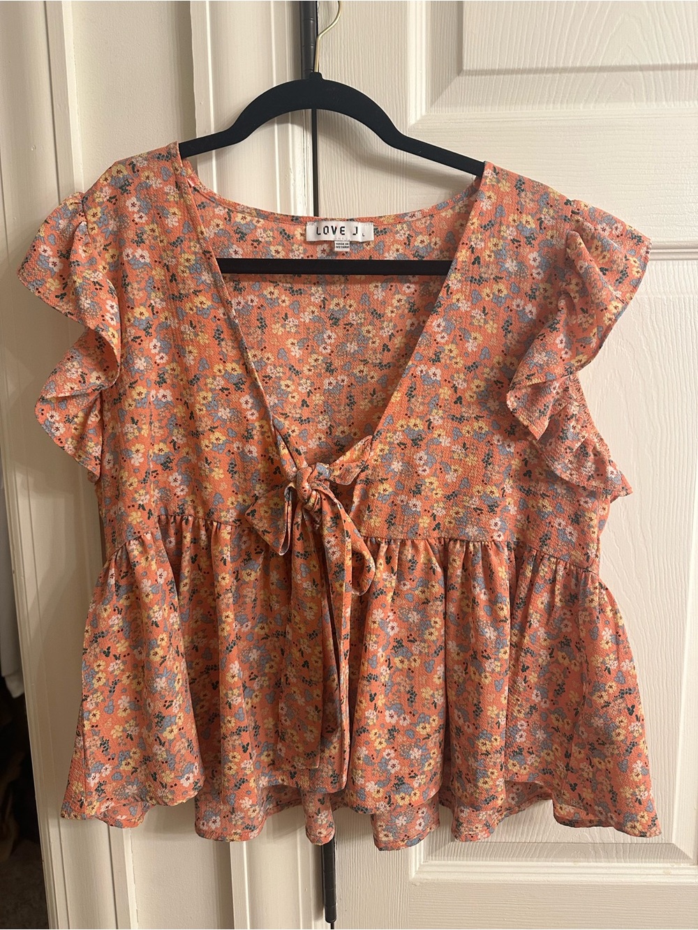 Love J Peach Floral Tie-Front Flutter Sleeve Blouse